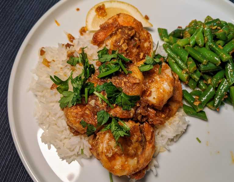 Hawaiian Garlic Shrimp with Green Beans