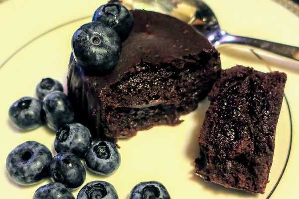 Instant Pot Molten Chocolate Cake