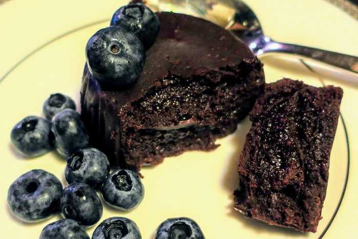 Instant Pot Molten Chocolate Cake