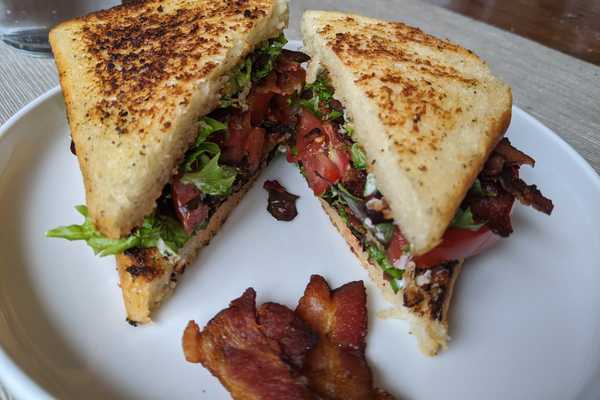 BLT